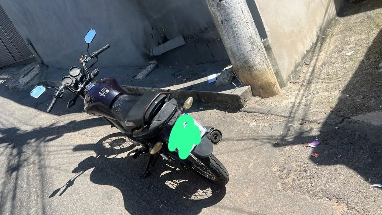 Vendo moto , conservada e revisada  - Foto 3