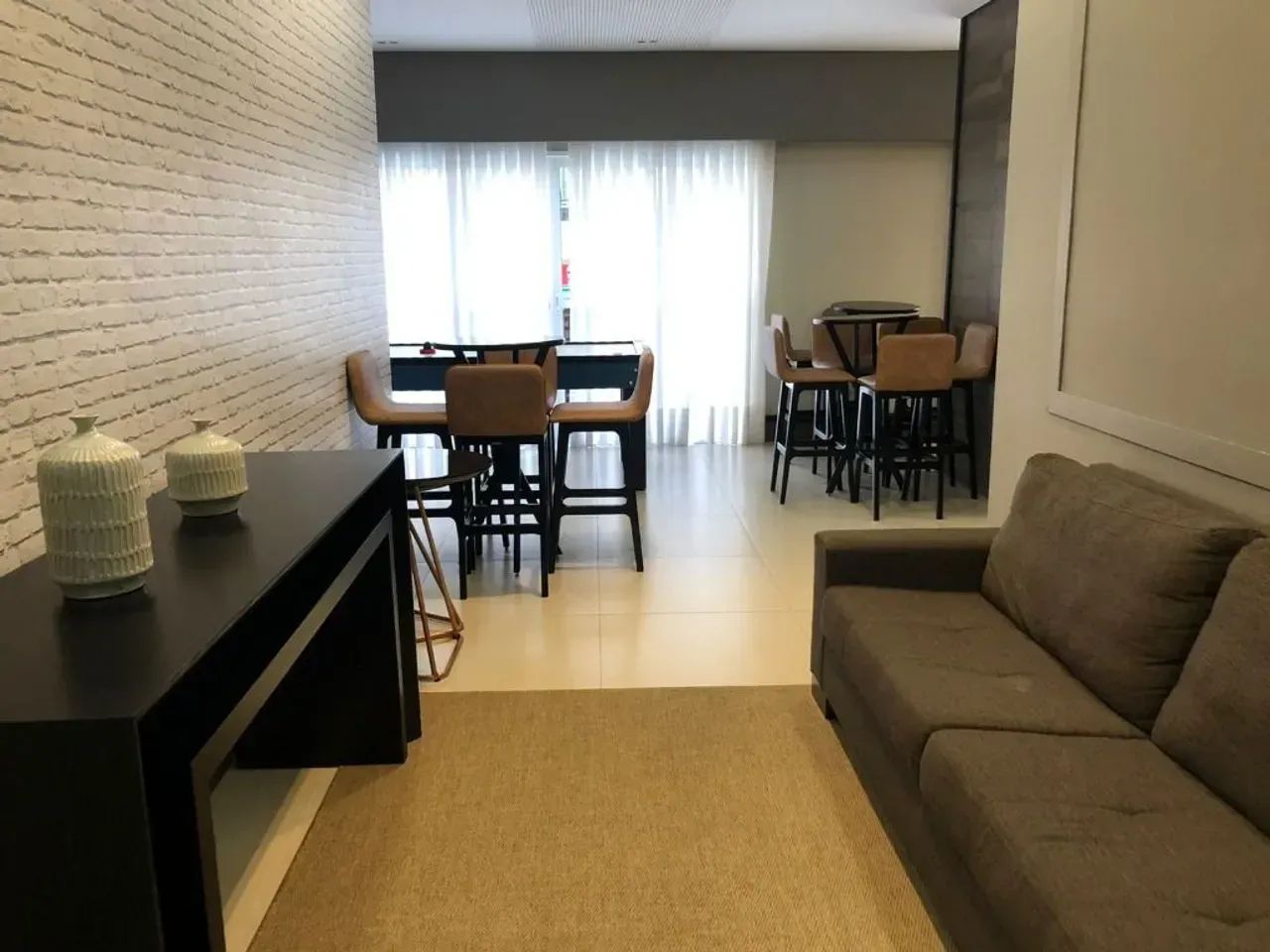 Flat de Alto Padrão no Coração do Jd Aquarius- SJC Totalmente Mobiliado e Decorado, 40m2,  - Foto 2