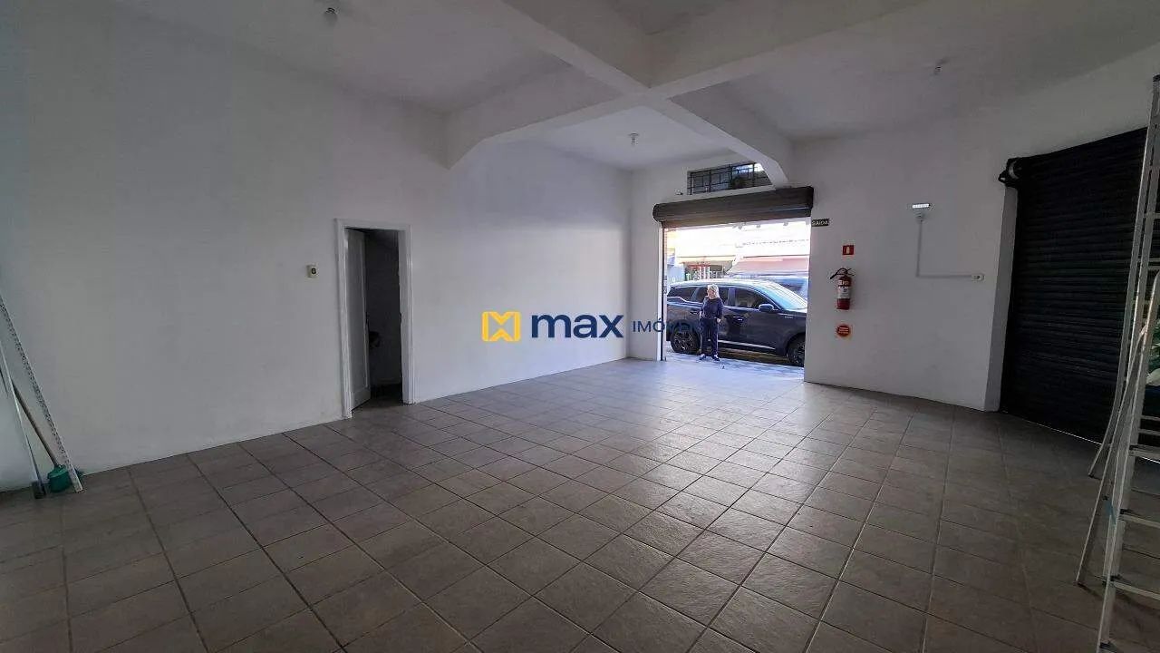 Loja comercial térrea com aproximadamente 75 m². Bairro: Centro, Itajaí. - Foto 4