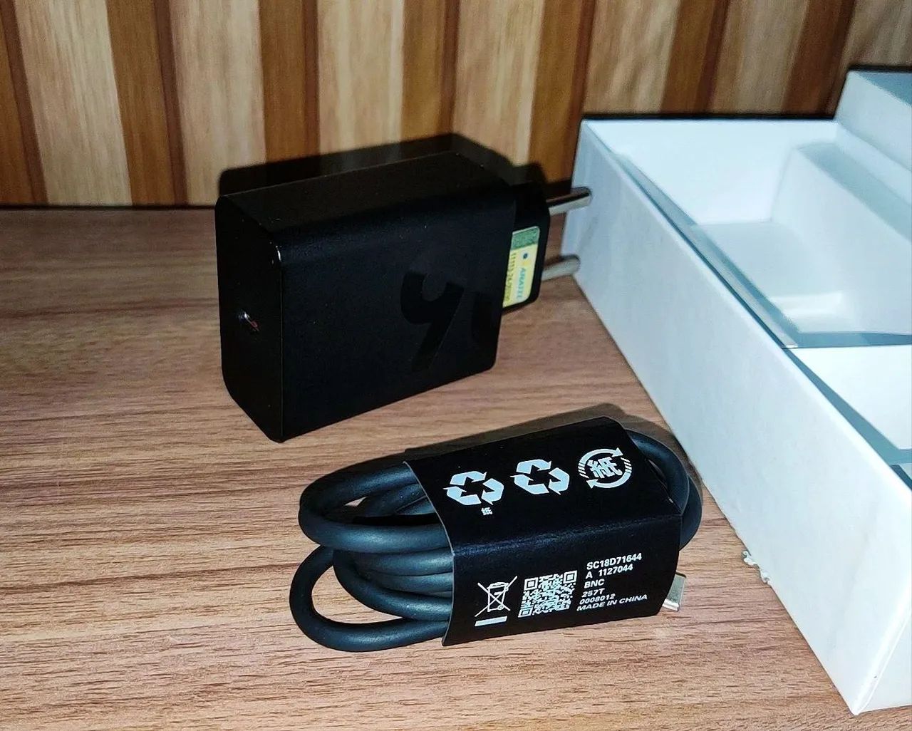Motorola Edge 60 Pro Cinza 512Gb - Foto 2