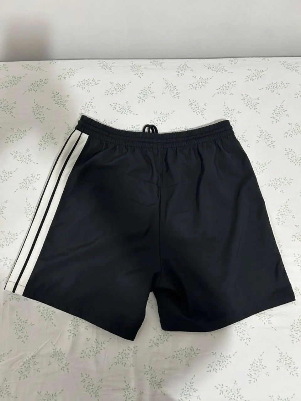 Shorts Bermuda Adidas - Foto 2