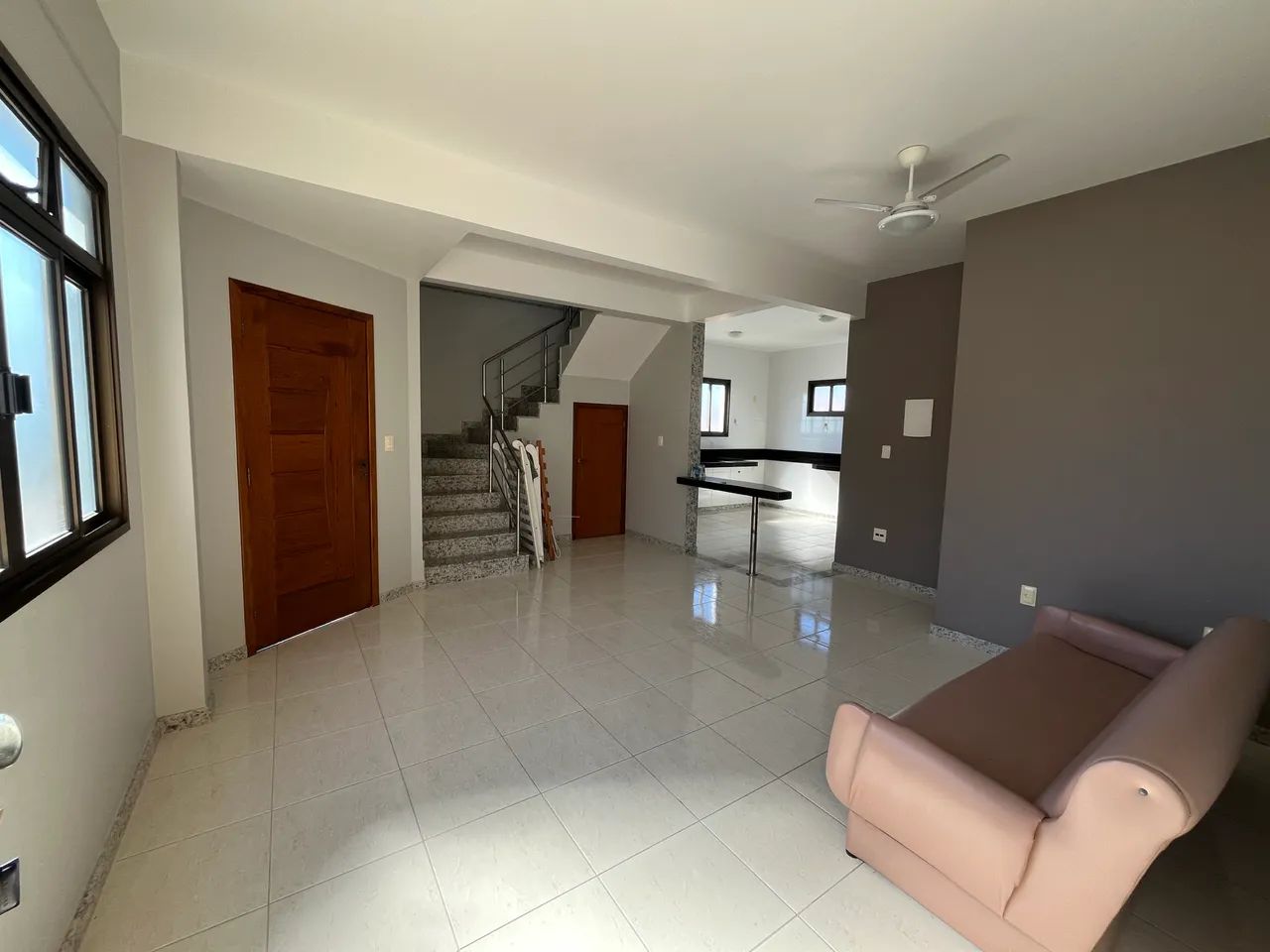 Alugo casa duplex 3Q João Neiva - Foto 4