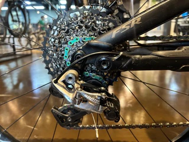 Bicicleta Seminova Specialized Turbo Levo Comp Carbon - Foto 3