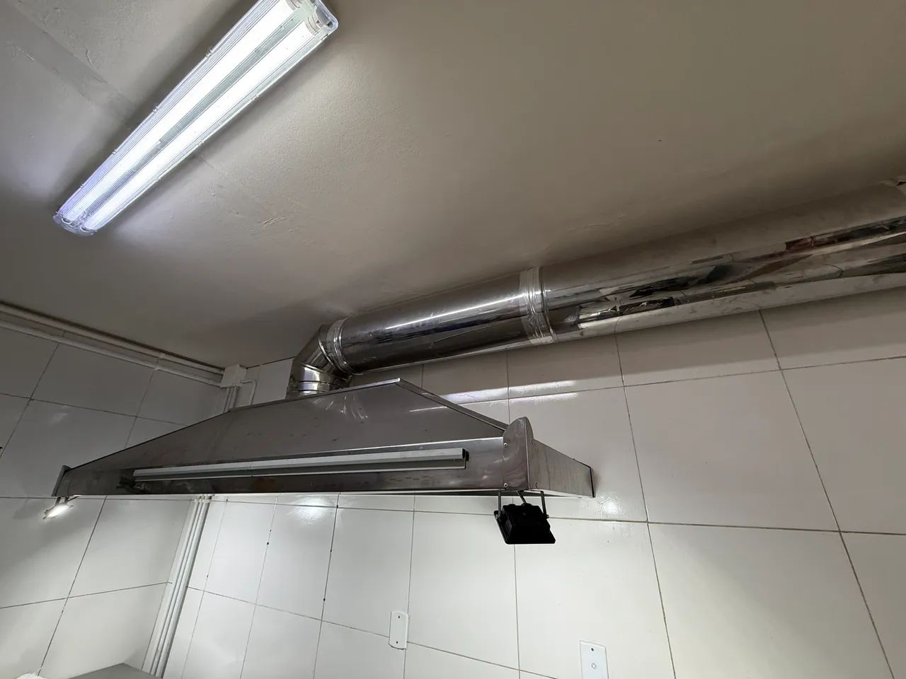 Coifa industrial 230x80cm