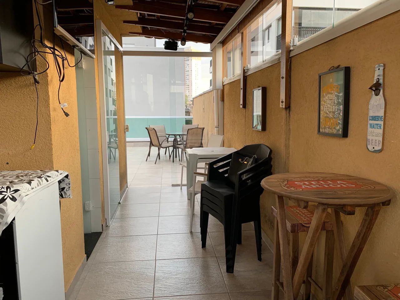 Sobrado com churrasqueira e 2 vagas de garagem - Foto 5