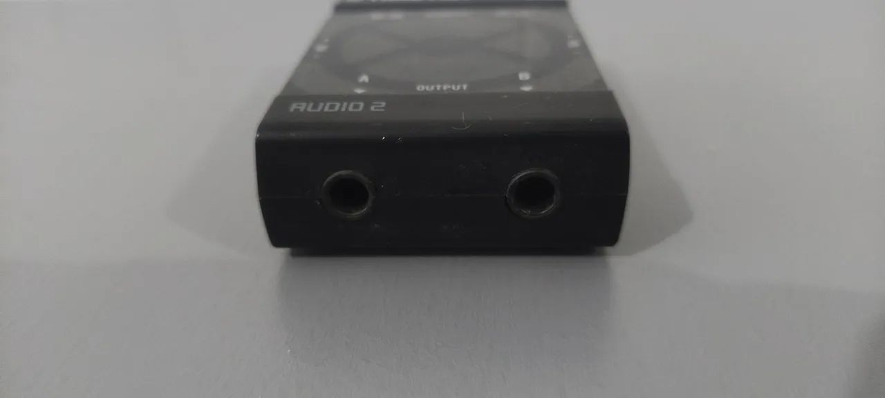 Interface de Áudio - Traktor Audio 2 MK1 (Saídas P10) - Foto 2
