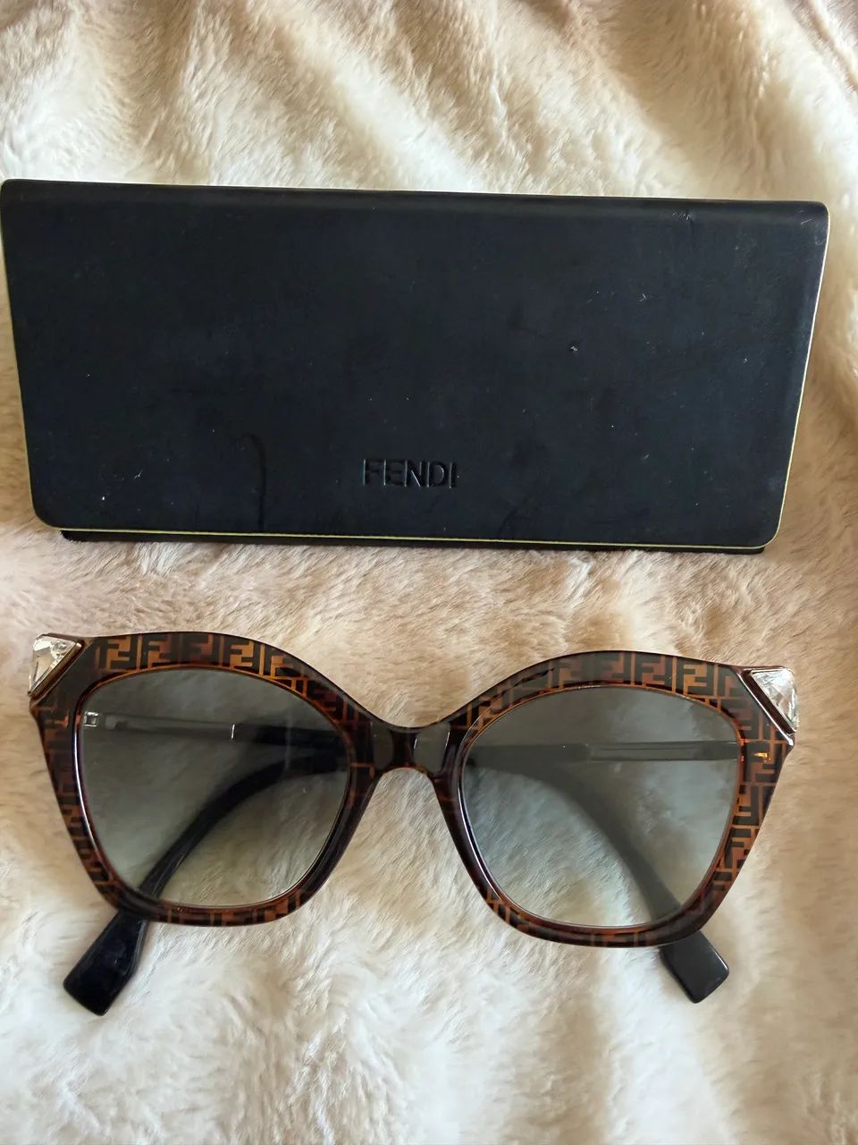 Óculos Fendi 