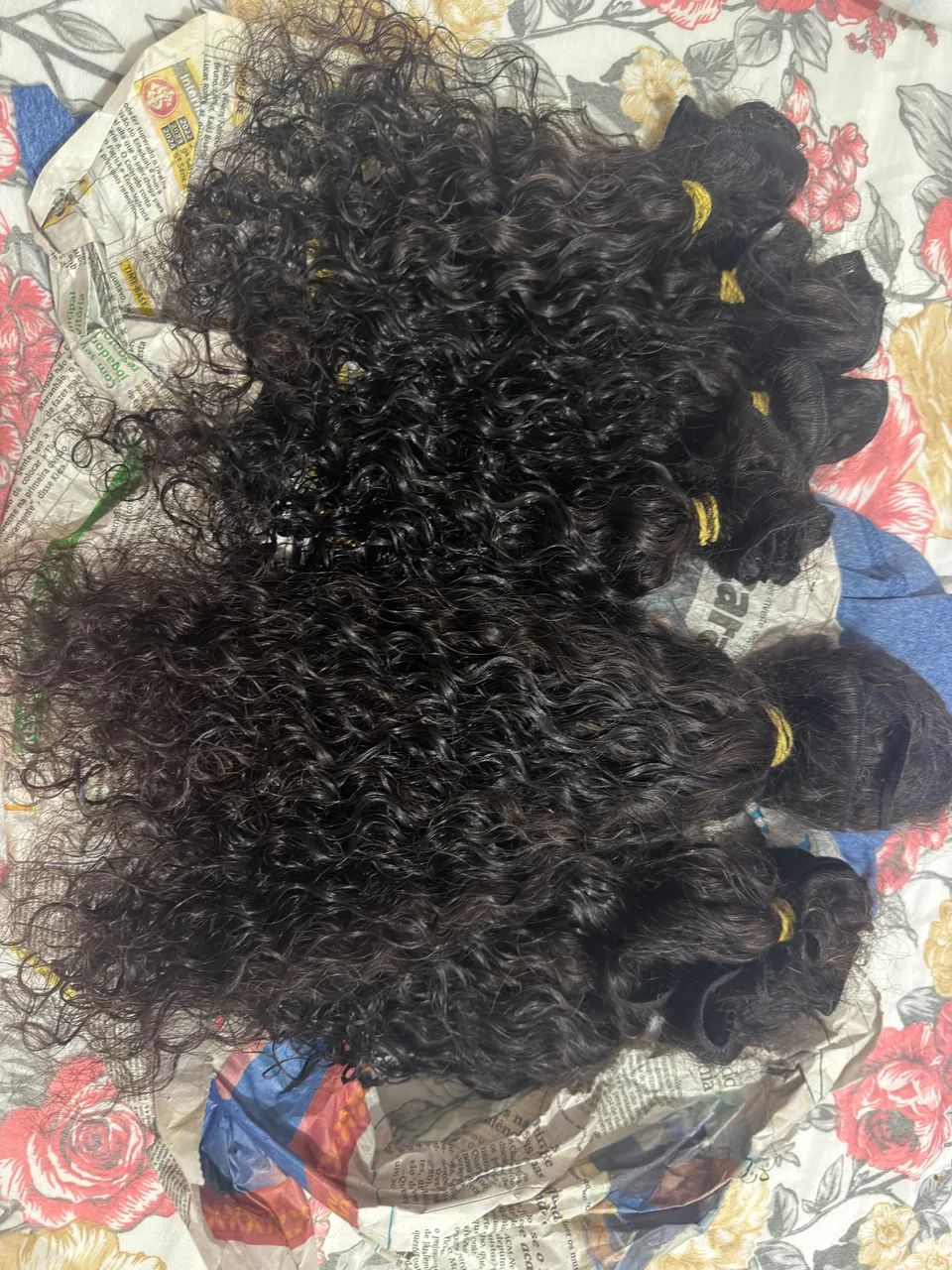 Cabelo cacheado humano