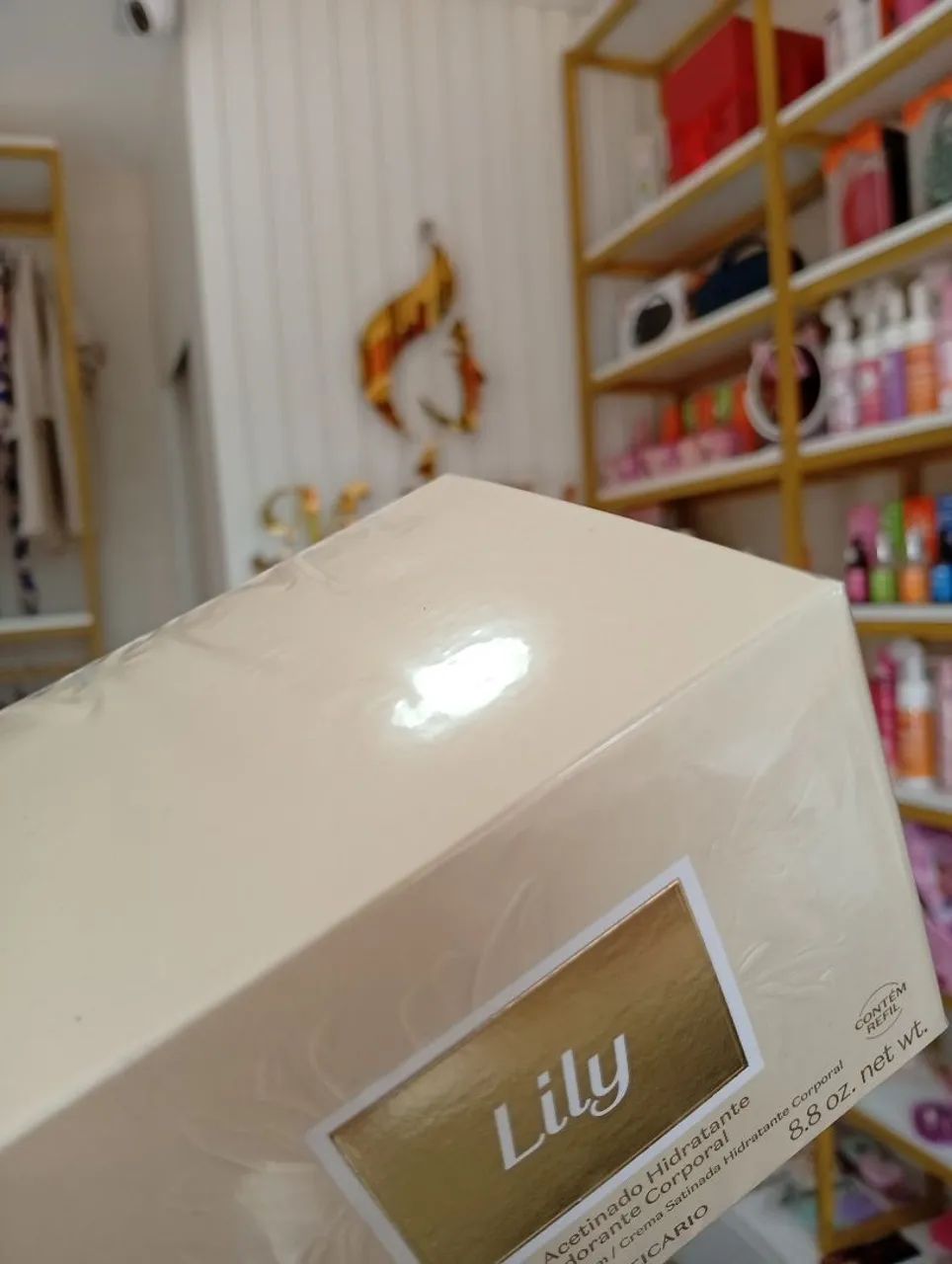 Creme Acetinado Lily Perfumado Tradicional  - Foto 2
