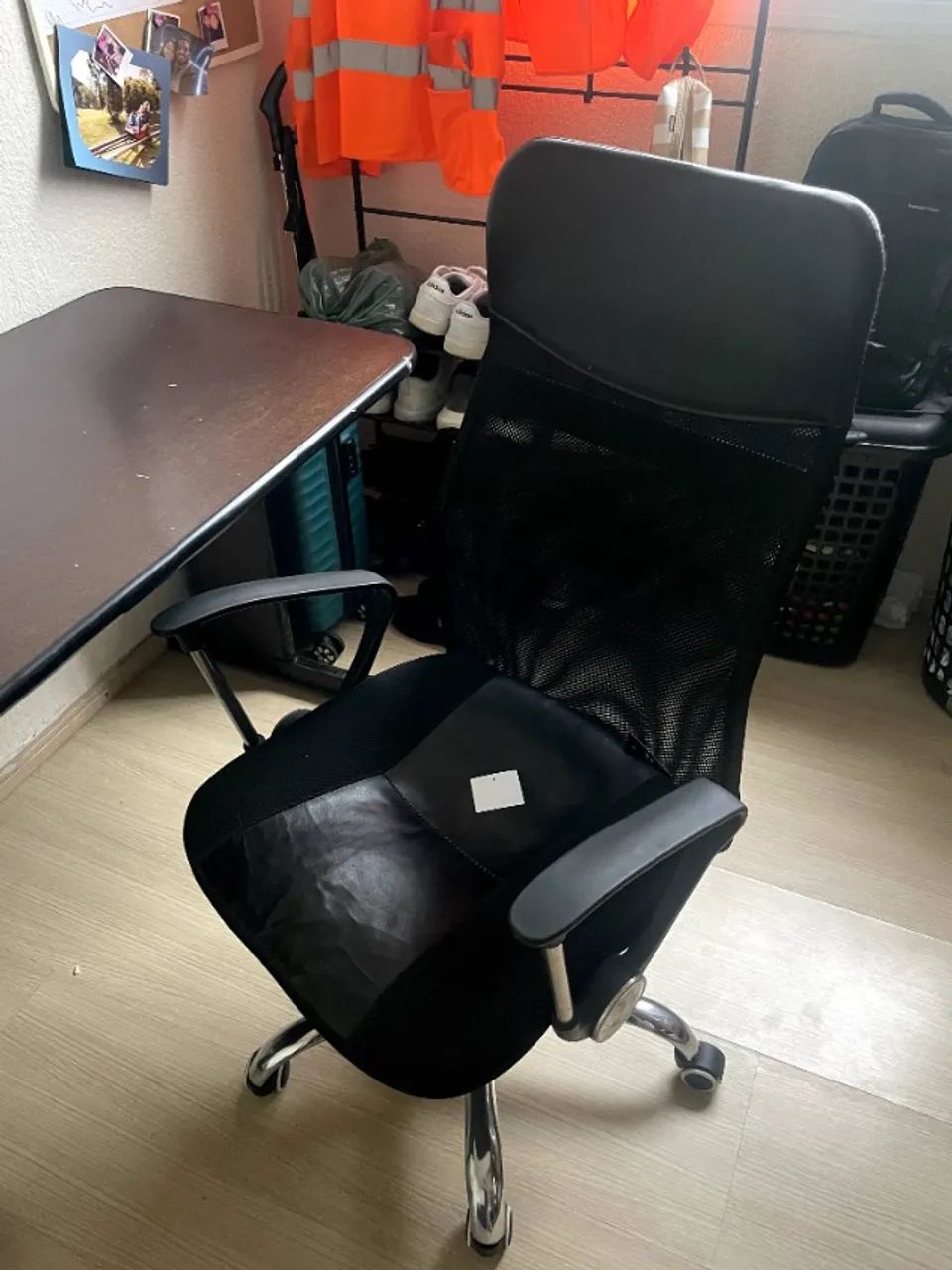Mesa e cadeira de escritório - Foto 3