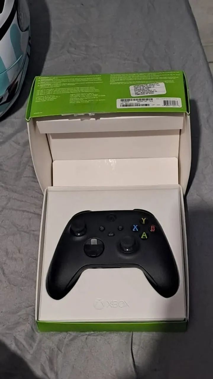 Controle Xbox Series S Microsoft Sem Fio Com USB-C e Bluetooth - Foto 2