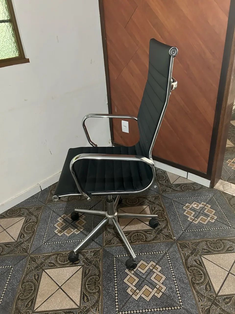 Cadeira presidente preta - Foto 3
