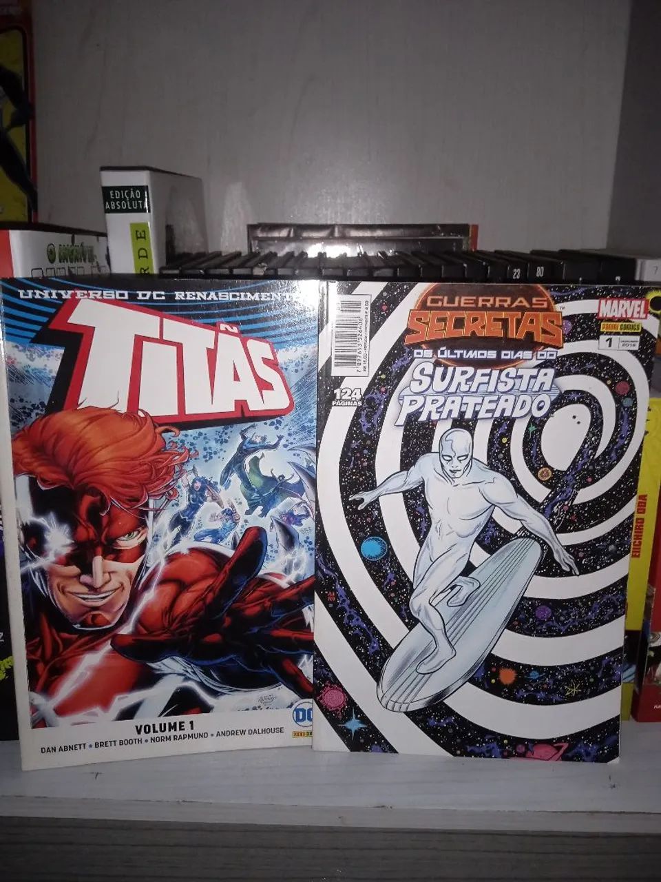 2 Hqs capa cartão. Titãs Renascimento Vol. 1 e Os Últimos Dias do Surfista Prateado 1
