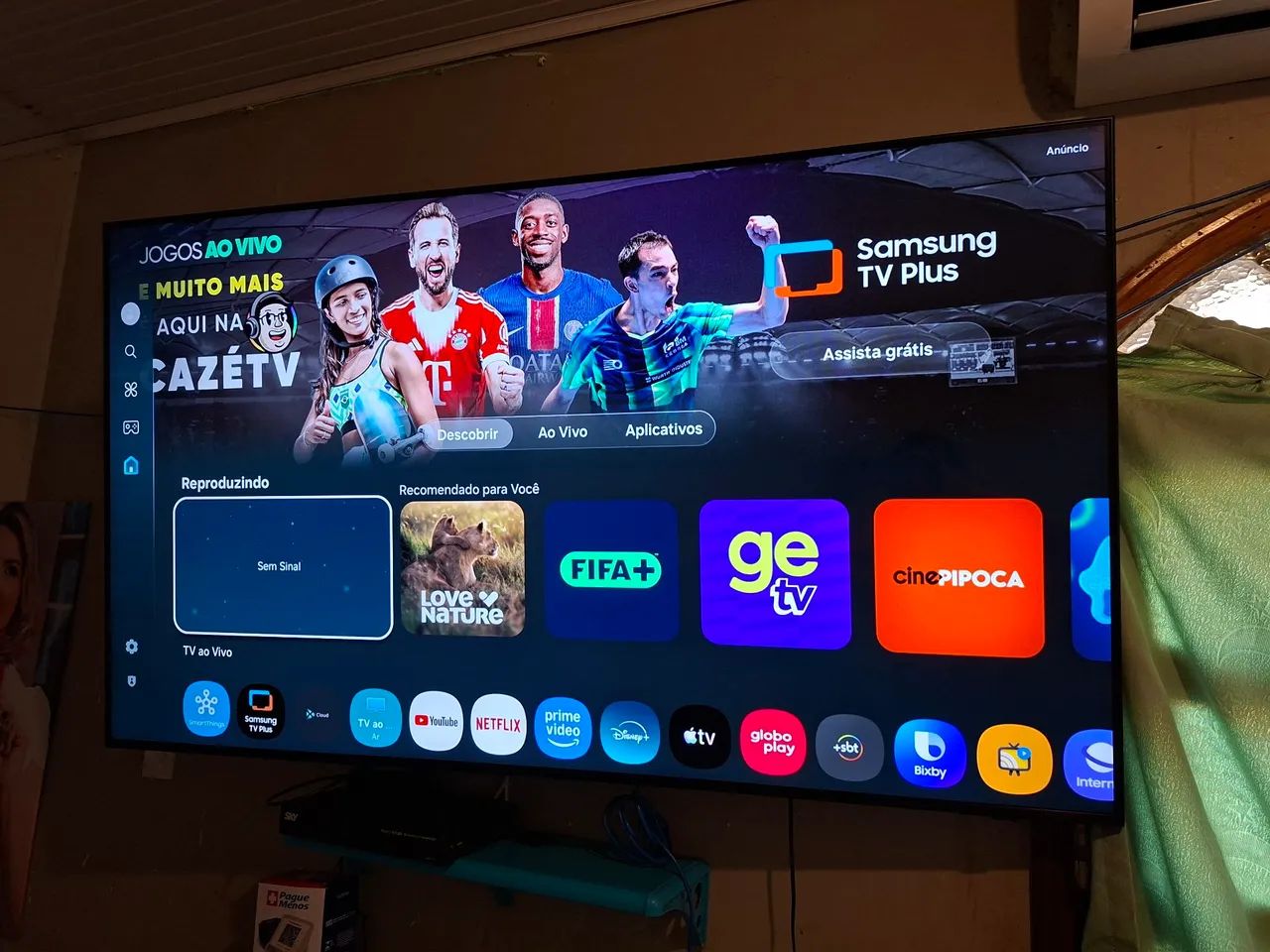 Vendo TV smart novinha sansung 65 pol!!