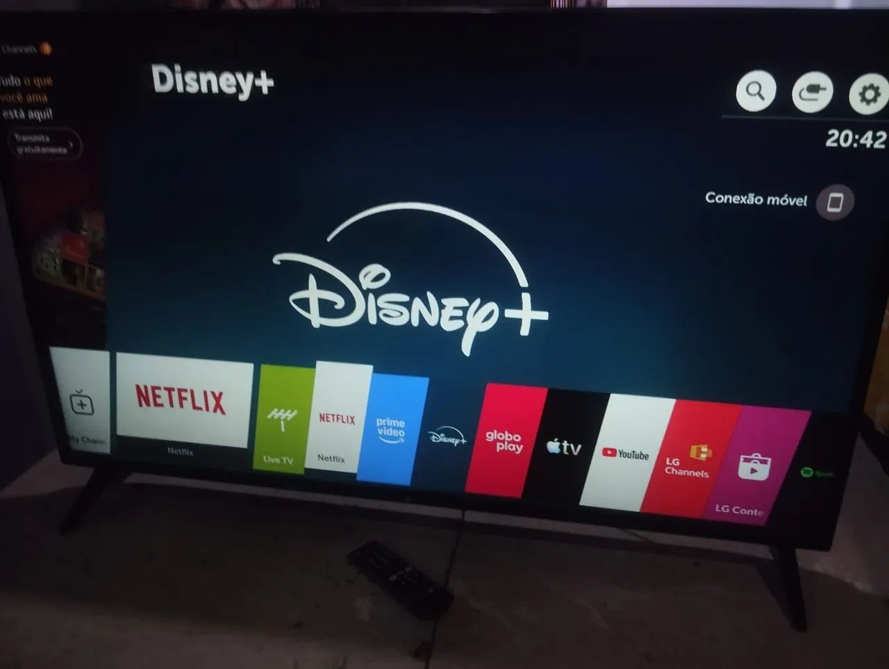 Telão SmarTV LG 50 polegadas completa pezinho e controle, funcionando perfeitamente, faço  - Foto 2
