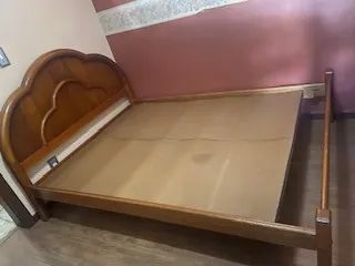Cama casal de madeira Mogno (com colchão de brinde) - Foto 2