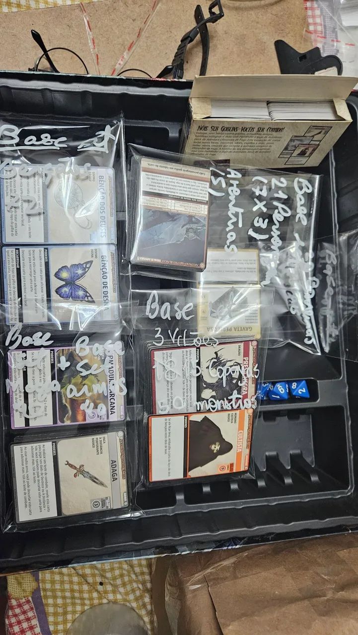 Jogo de tabuleiro tabletop Pathfinder Conjunto Básico BR primeira edição 2014 - Foto 4