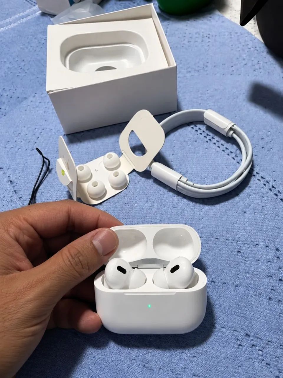 Fone de Ouvido Sem Fio Bluetooth Pro 6 (ideal para IPhone) - Foto 3
