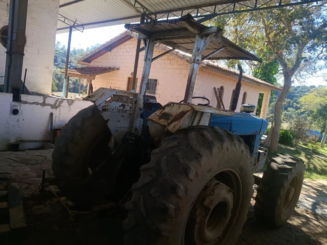 Trator FORD  6610 4x4  - Foto 2