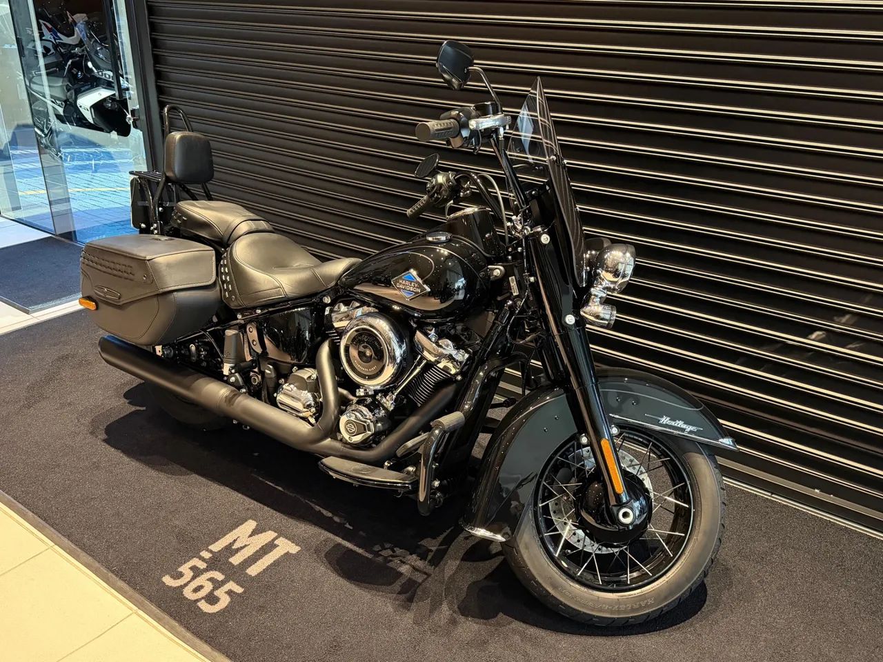 Harley-Davidson Softail Classic - Foto 2