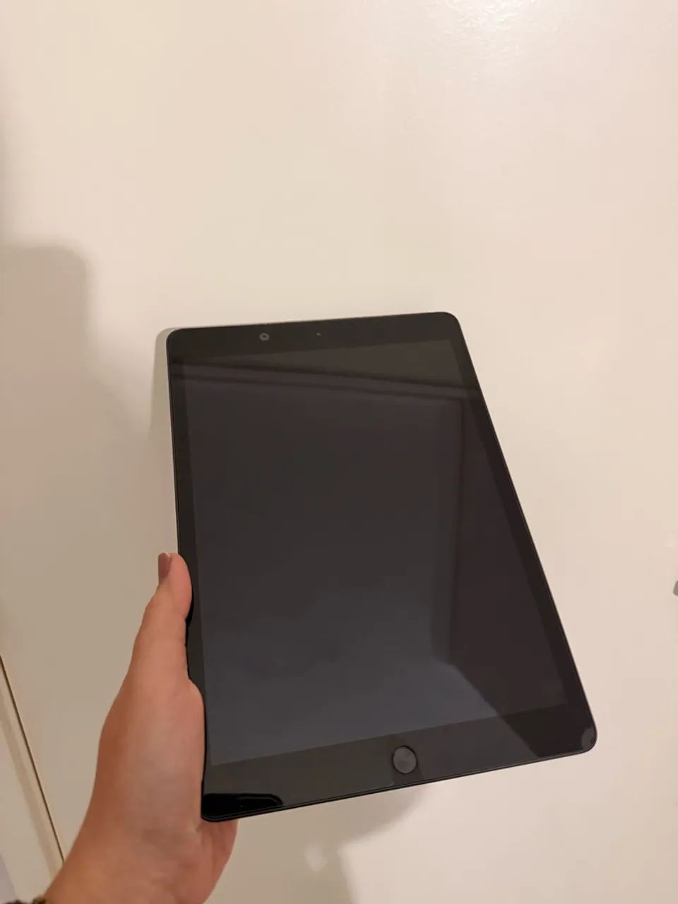 IPAD 7 GERAÇÃO COM TECLADO E CAPINHA - Foto 2