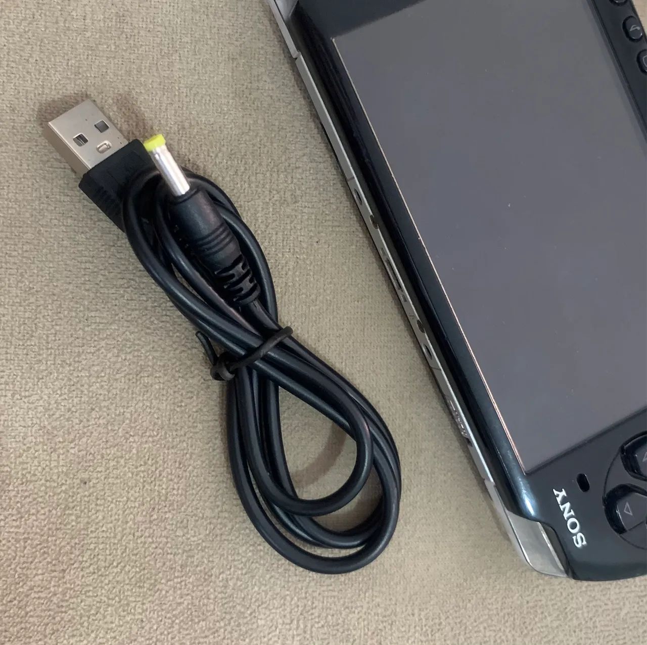 Cabo USB e de carregamento para PSP - Foto 3