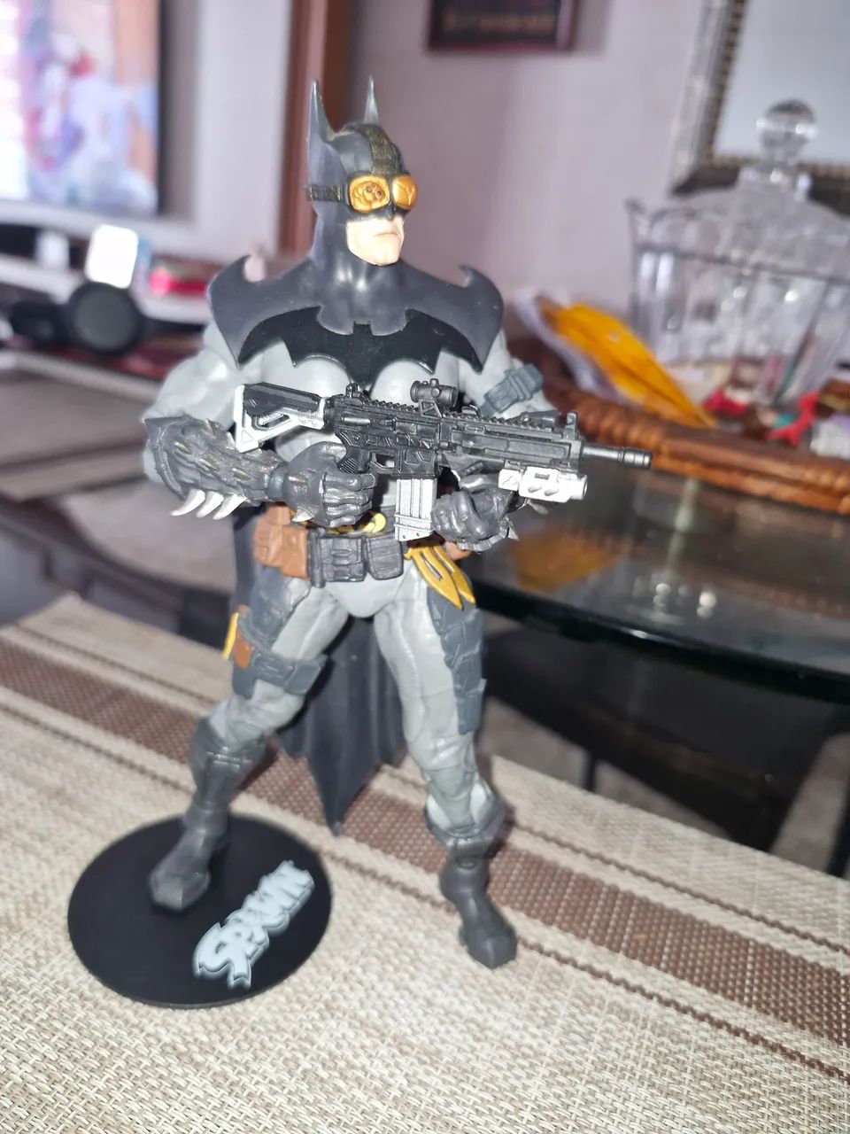 Action Figure McFarlane Batman gold label Original - Foto 2
