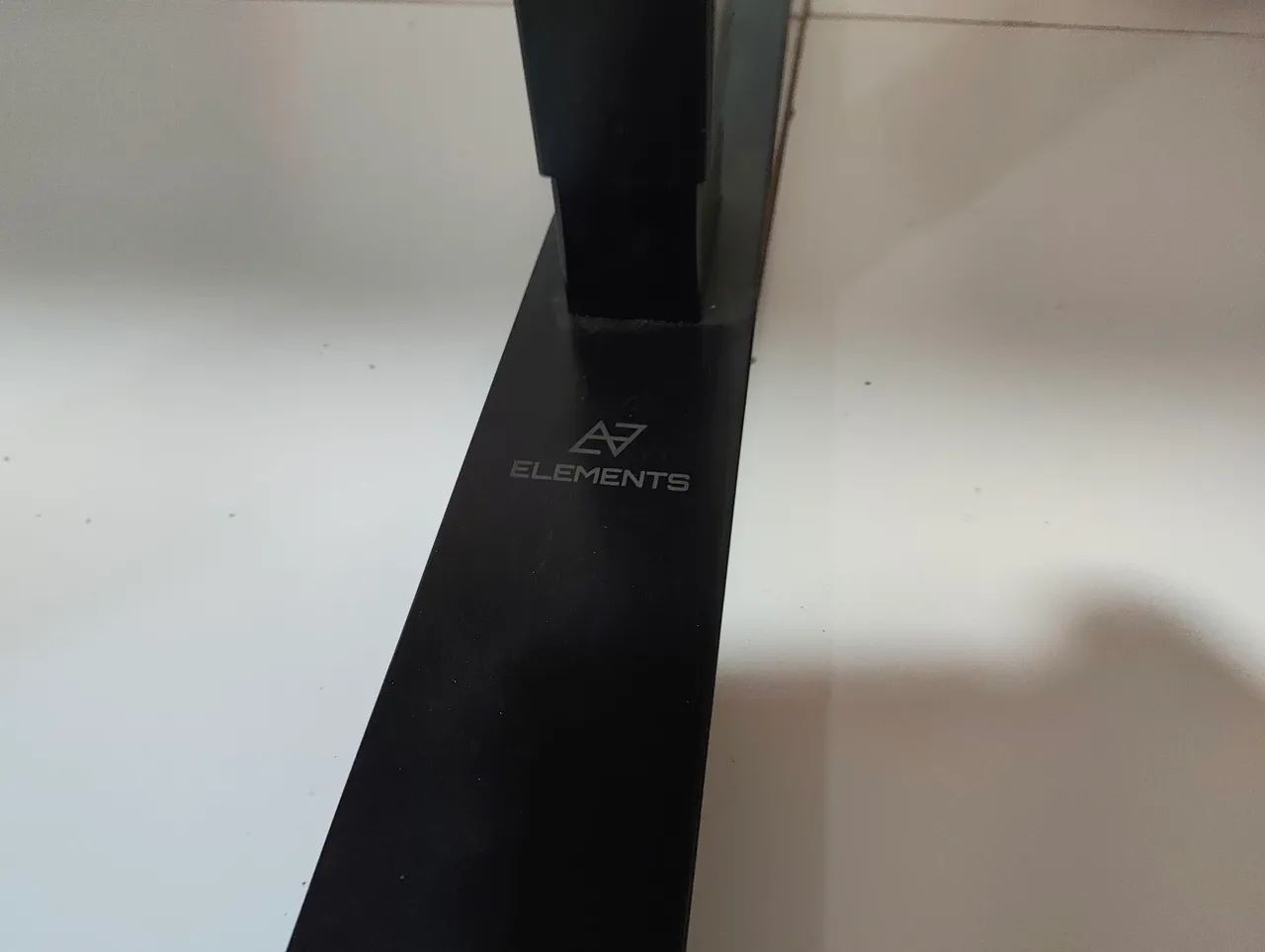 Mesa escritório com regulagem de altura elétrica - Elements / PARA VENDER HOJE! - Foto 3