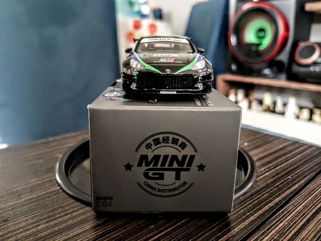 Mini GT Toyota GR86 1/64 - Foto 4