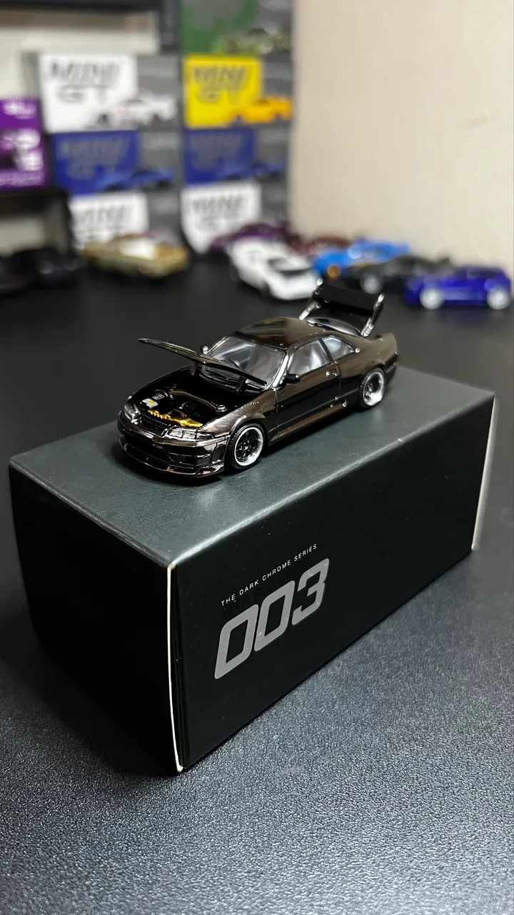 Nissan Skyline GT-R R32 CALSONIC - PopRACE - Brinquedos e Jogos
