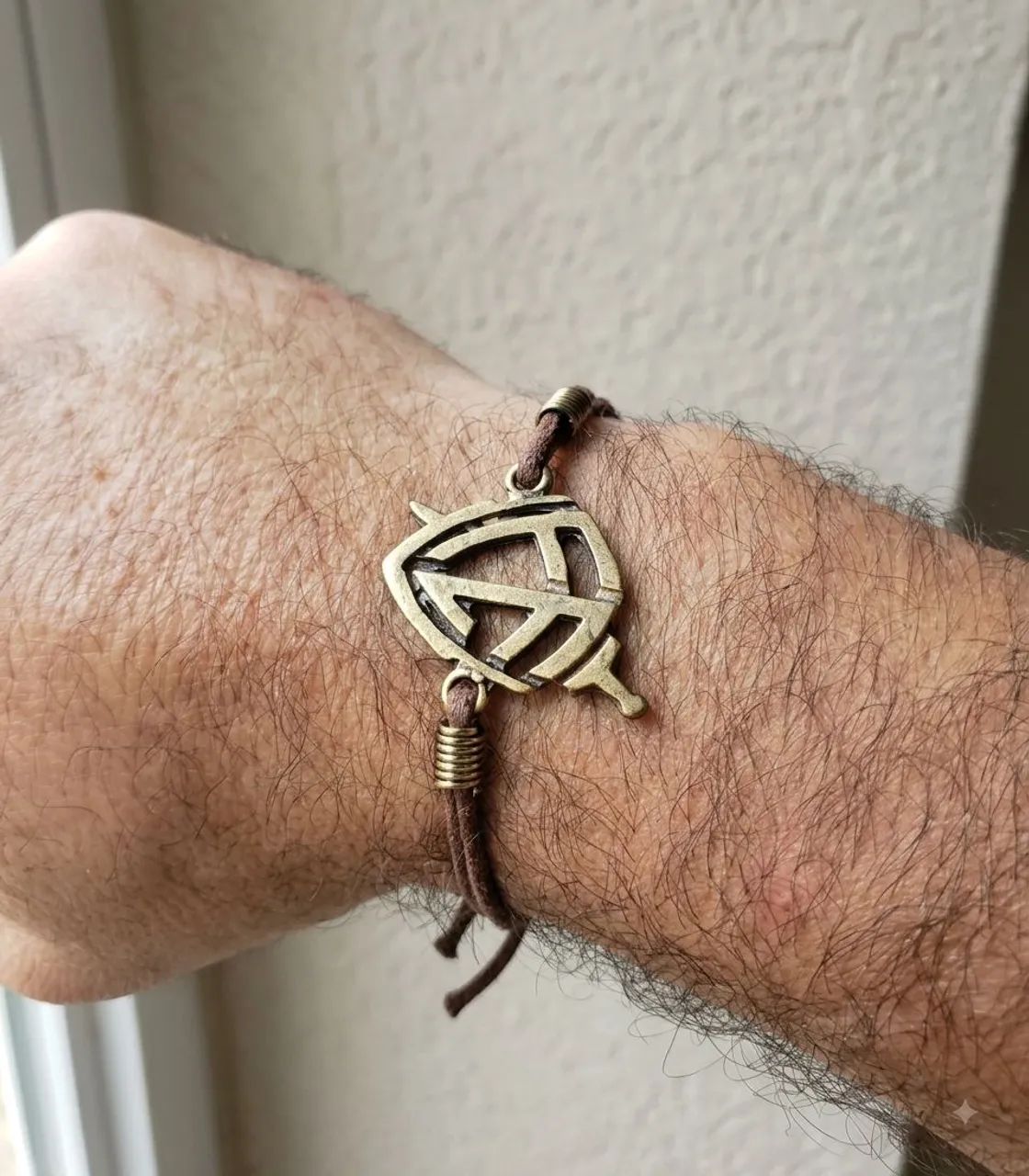 Colar Cordão Ajustável + Pulseira de Couro - Foto 3