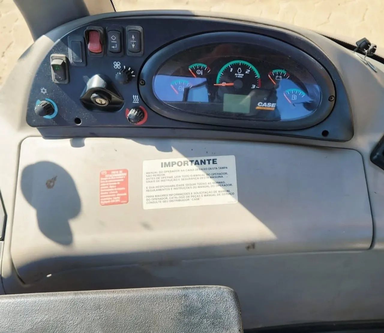 Retroescavadeira case 580n ano 2018 - Foto 6