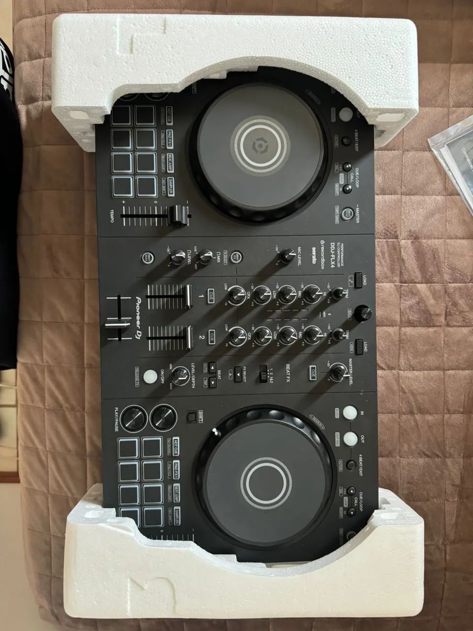 Controladora DDJ FLX4 - Foto 2