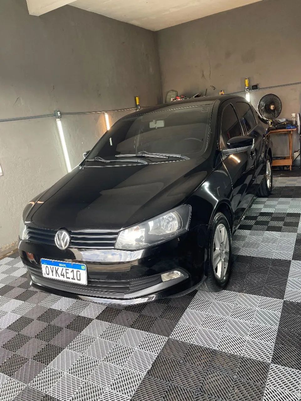 Volkswagen Voyage VOYAGE Trendline 1.0 T.Flex 8V 4p 2015
