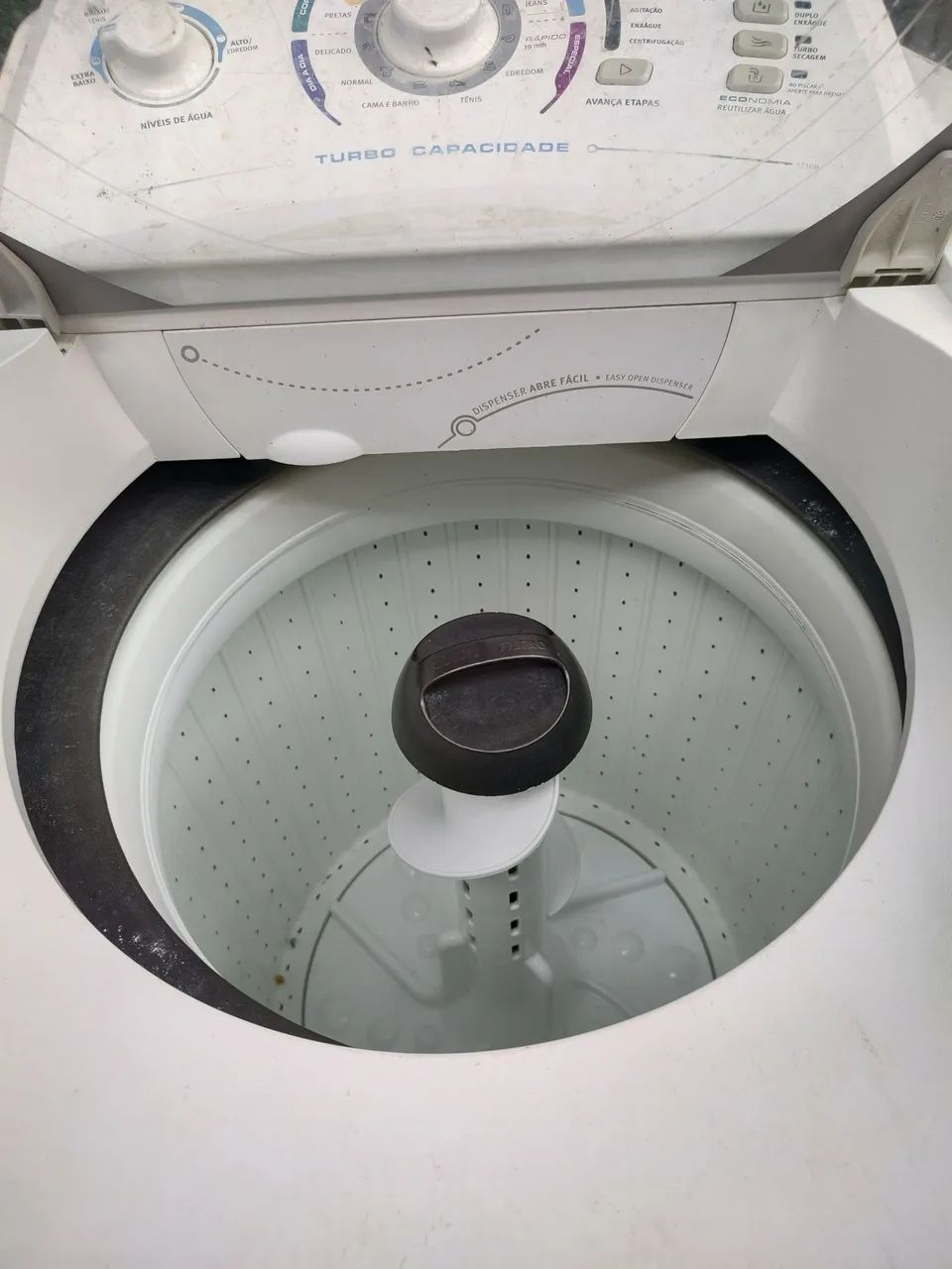 Máquina de lavar 10kG Electrolux funcionando perfeitamente com garantia  - Foto 2