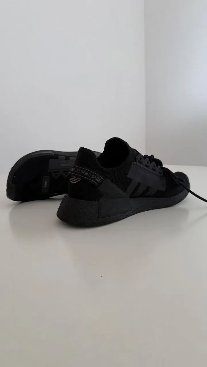 Adidas NMD R1 V2 Core Black Grey - Foto 2