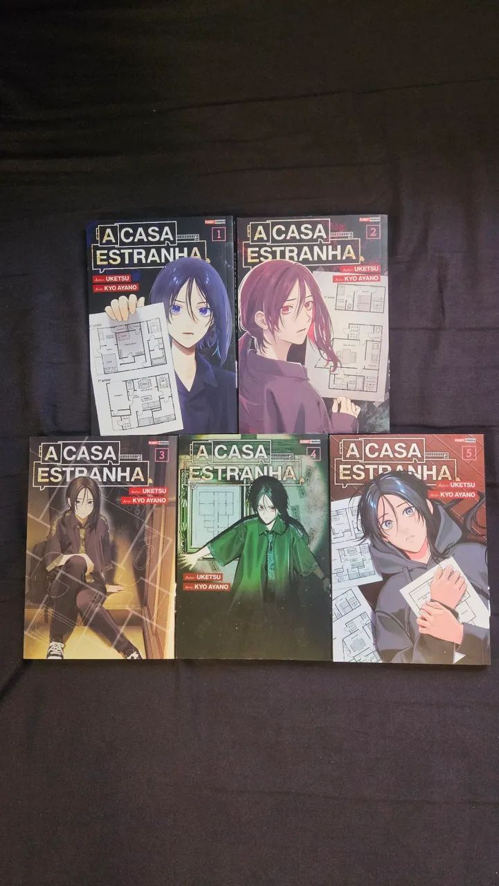 Manga A casa estranha completo 1 ao 5