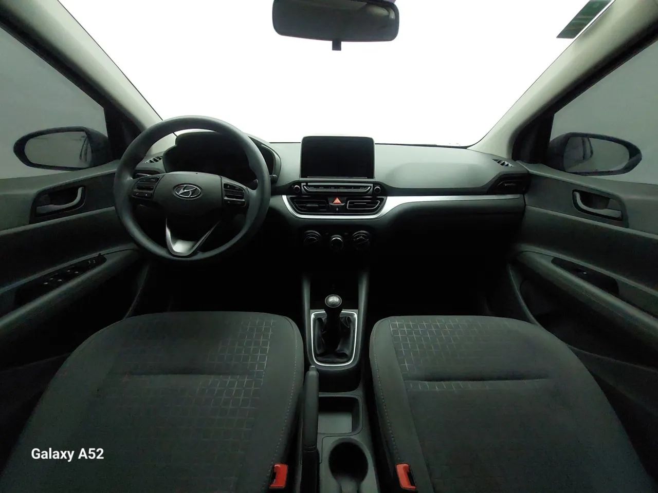 Hyundai HB20S Comfort Plus 1.0 TB Flex 12V Mec., foto 15 de 18