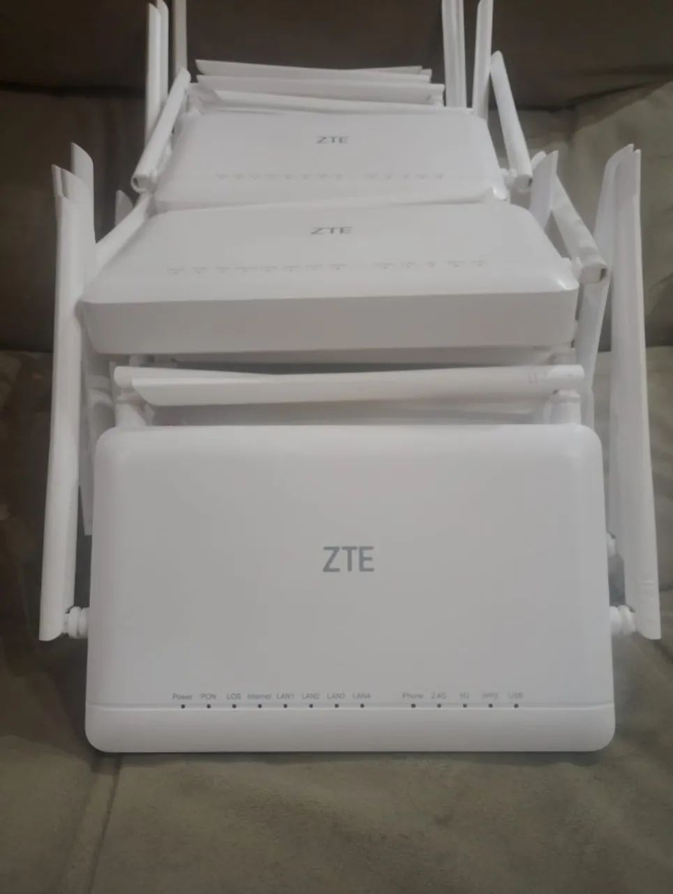 VENDO 22 Modem ONT ZTE F6600P 