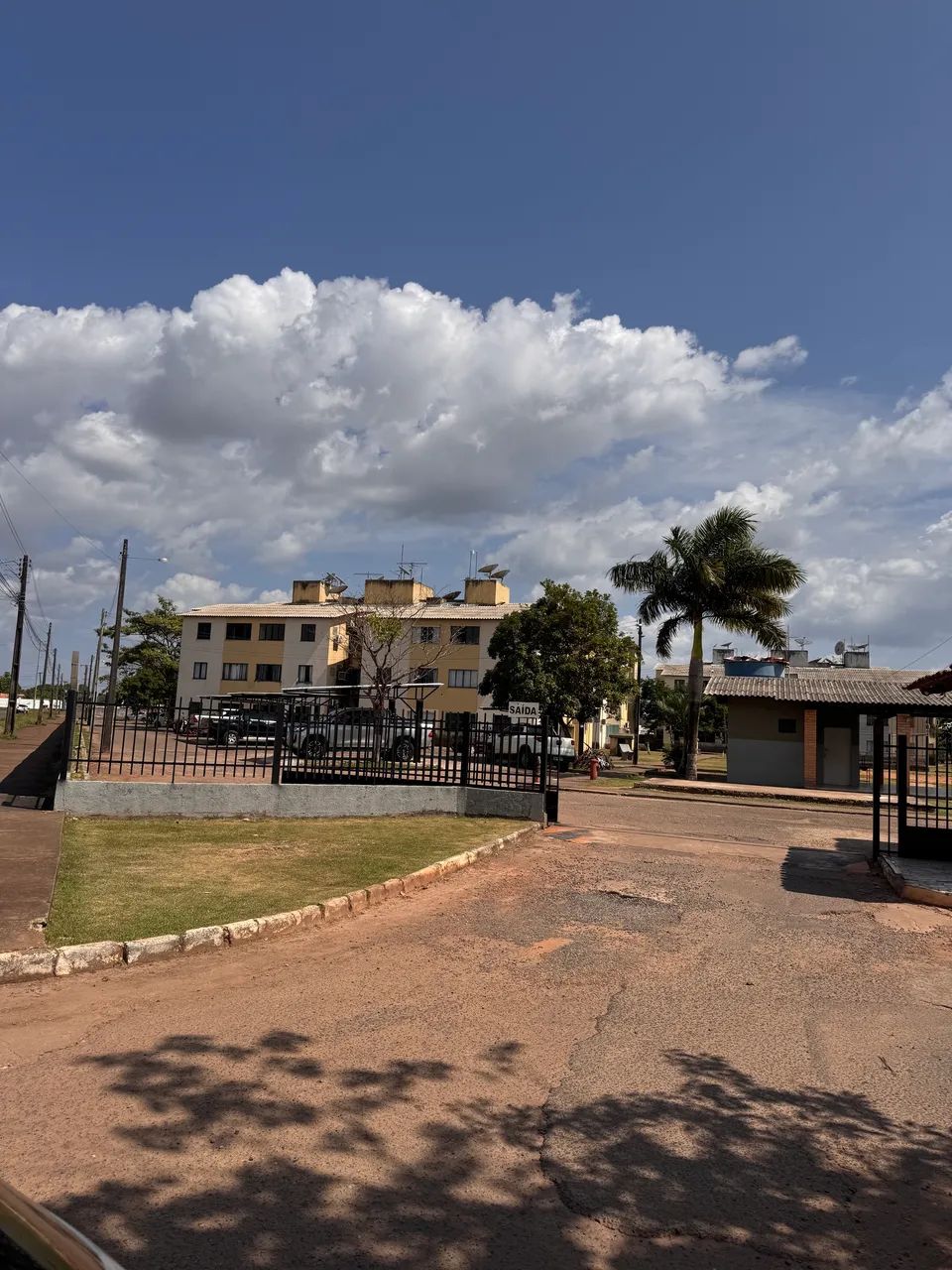 Apartamento no Residência Jardim Floresta, 2 quartos, documentado e quitado. 