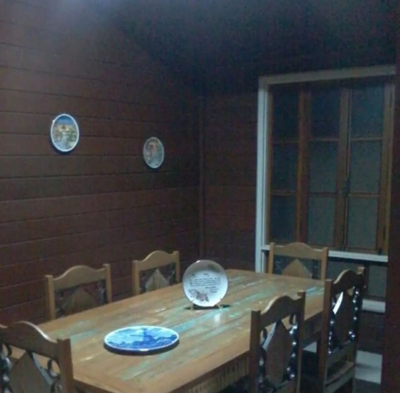 Mesa em madeira de demolição 