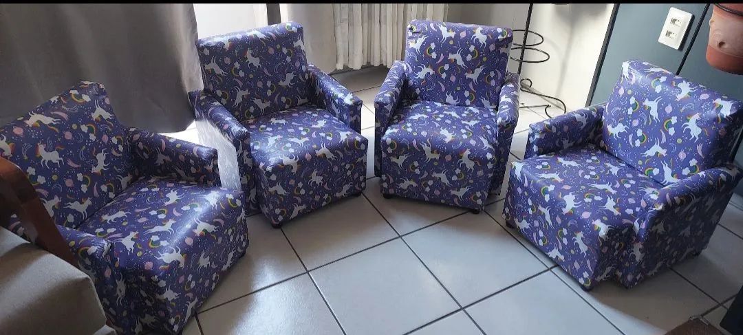 4 sofás para crianças, oportunidade única! - Foto 2