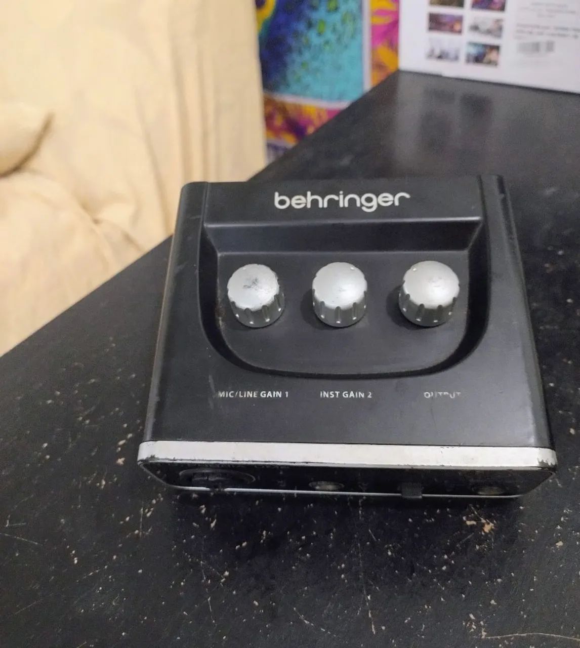 Interface de Audio Behringer U- PHORIA UM2 - Foto 3