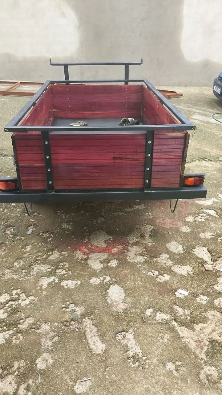 Vendo reboque 3.800 tudo novo nada de três velho - Foto 2