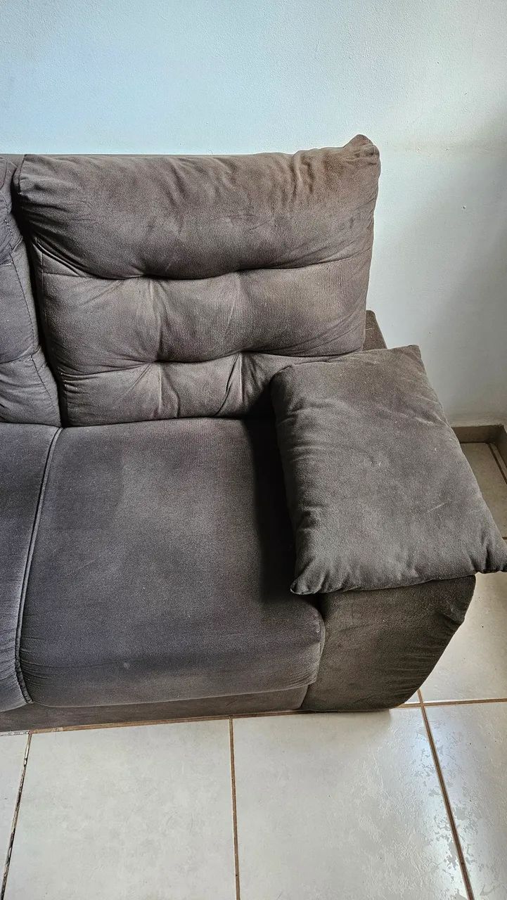Sofá Luxemburgo 2 Lugares 1.52M Tecido Suede Café  - Foto 5