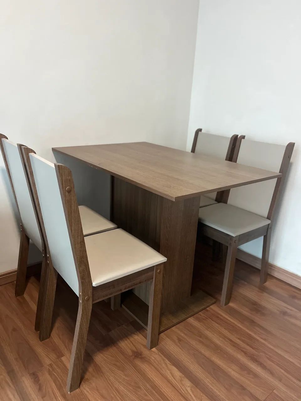 Mesa com 4 cadeiras Nova  - Foto 4