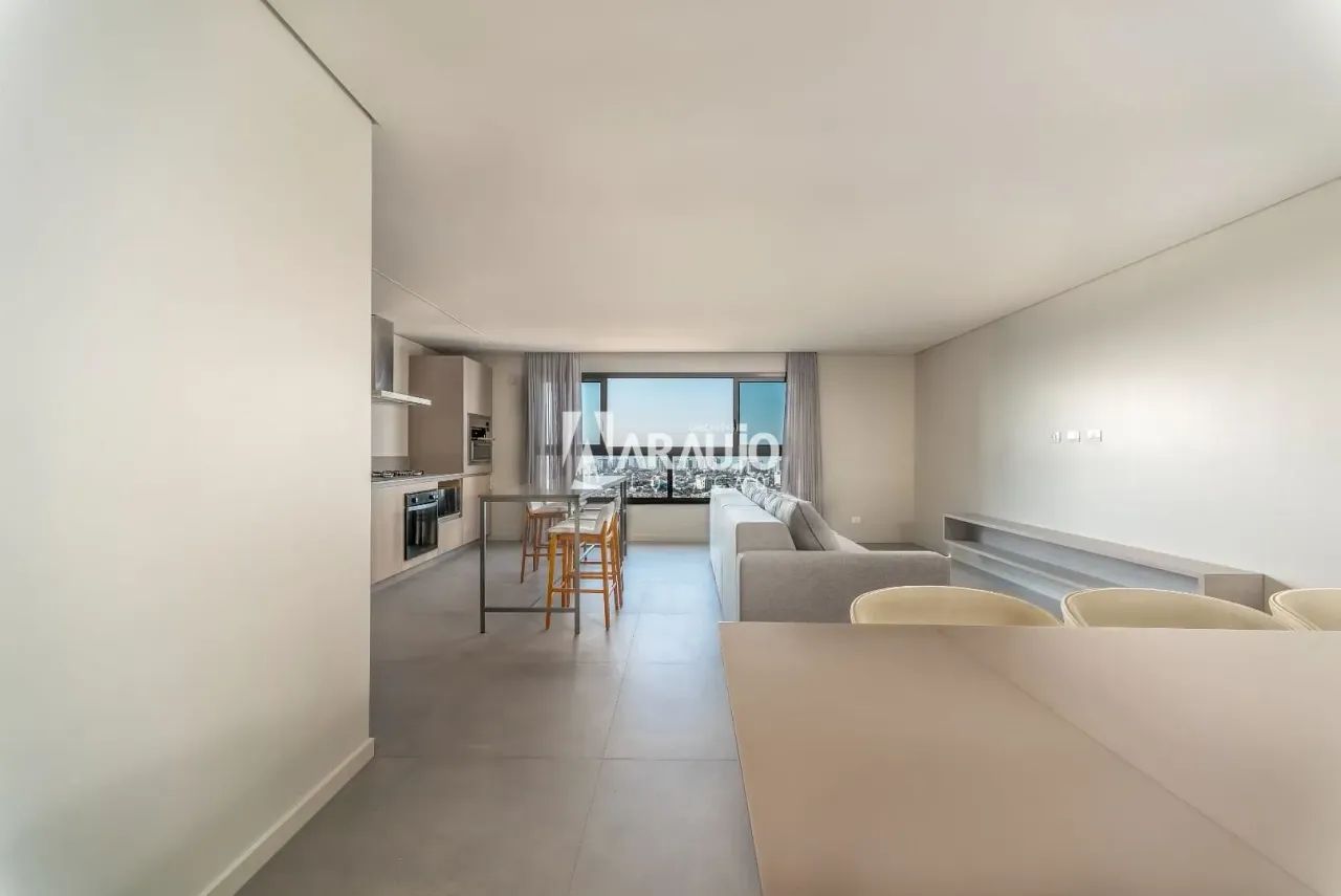 Apartamento com 3 suítes para alugar no Centro - Itajaí