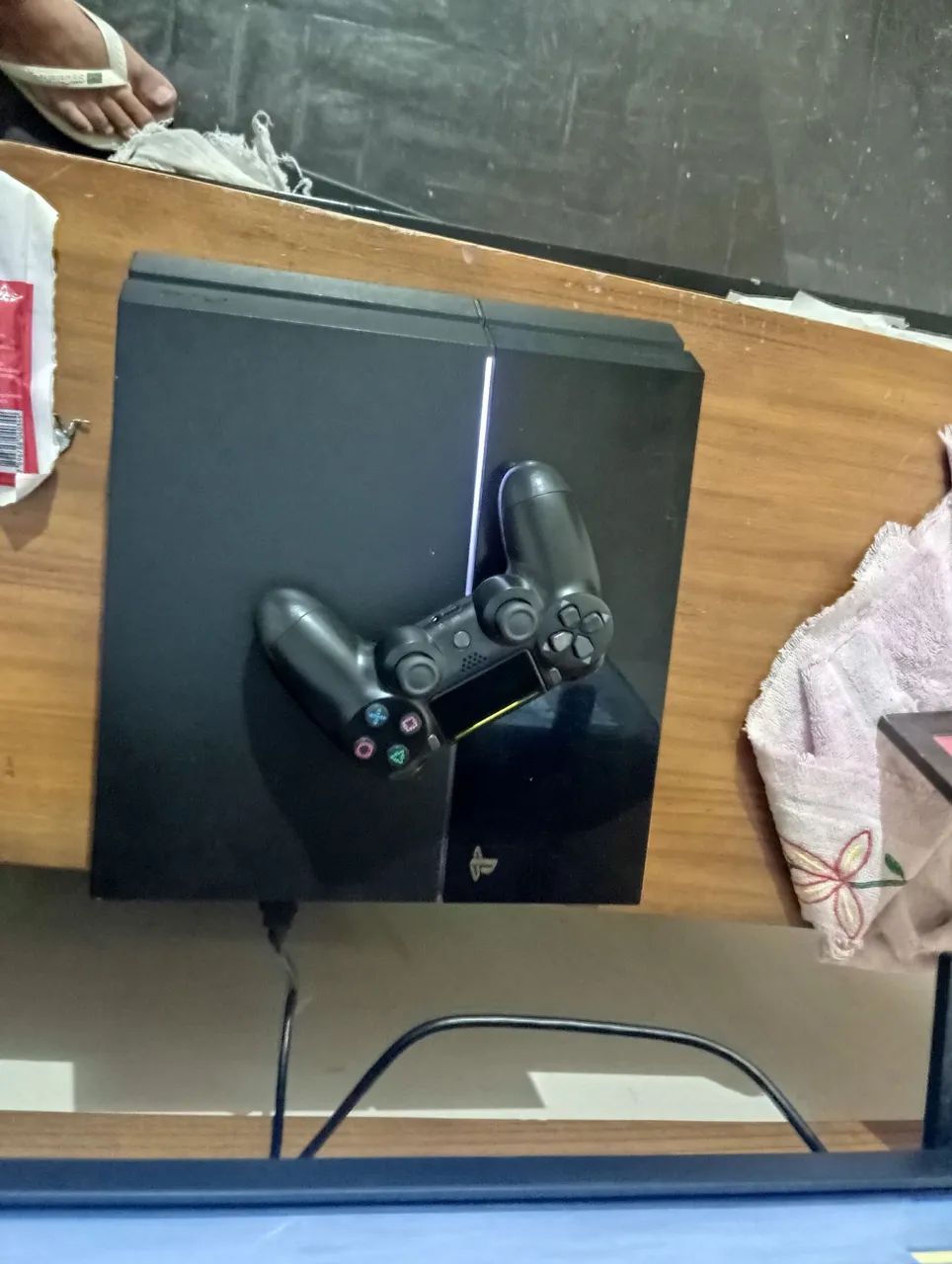 PlayStation 4 com jogos - Foto 2