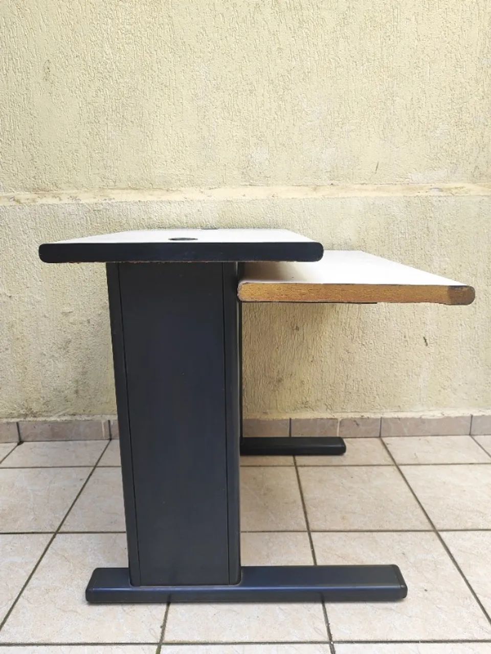 Mesa Escrivaninha Compacta de Computador de 2 Níveis - Foto 3