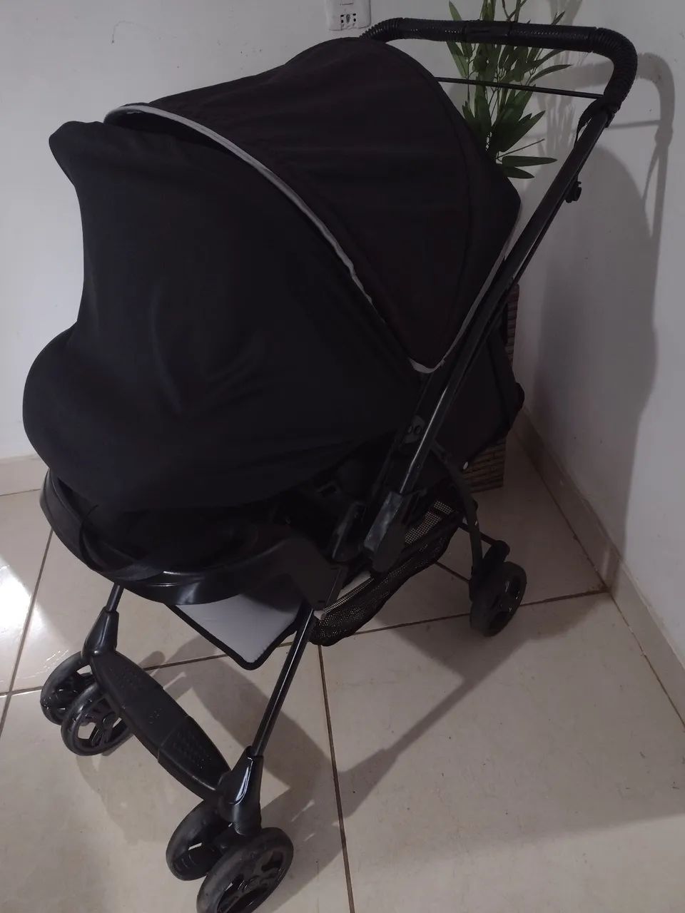 Carrinho com bebê conforto  - Foto 4
